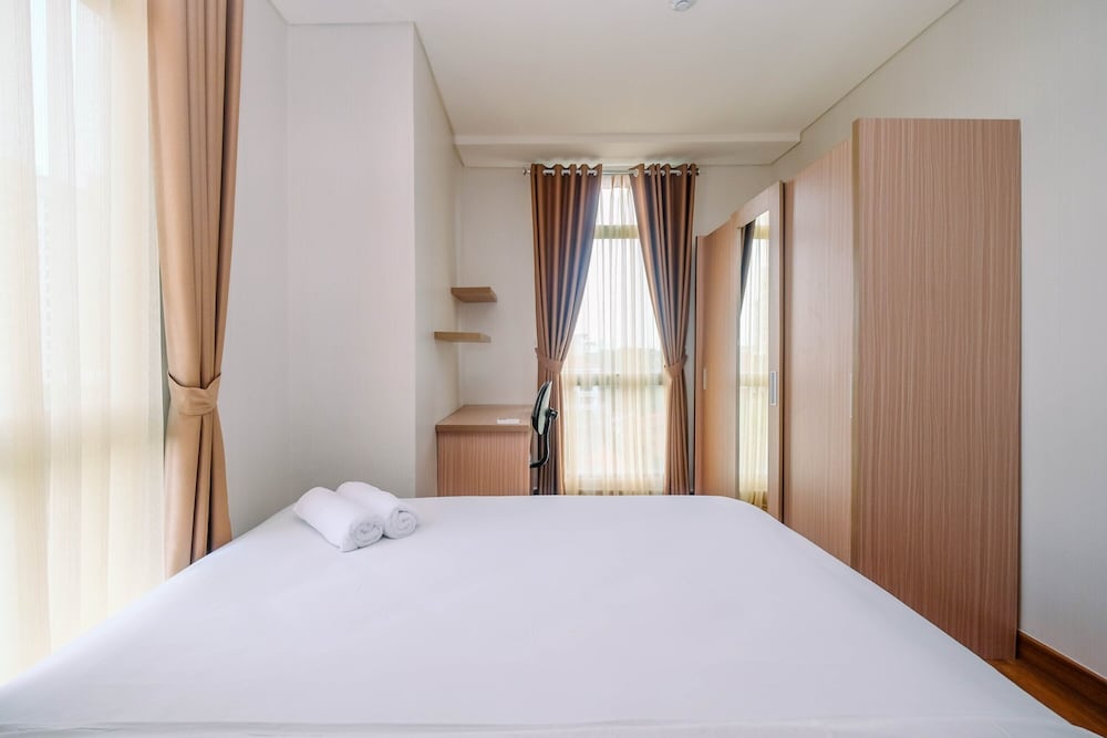 Fully Furnished 2BR Apartment at Pejaten Park Residence view 4