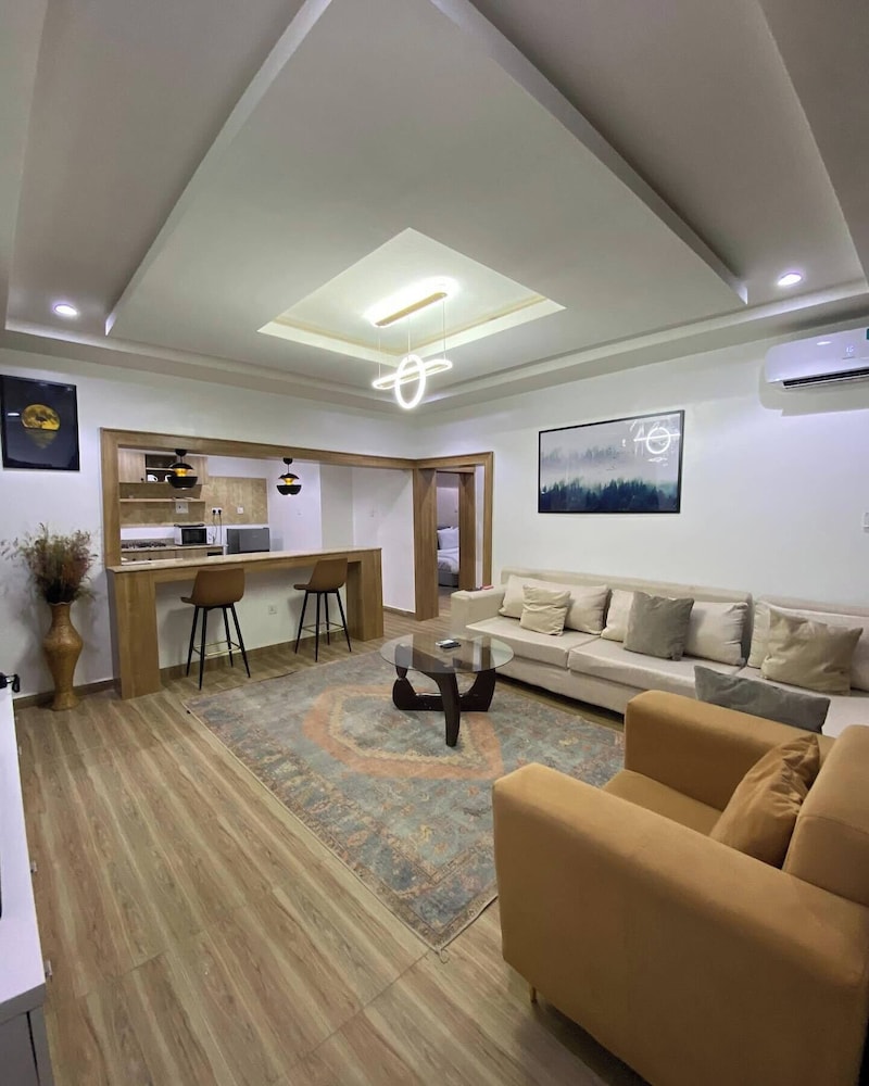 Tiptop Apartment