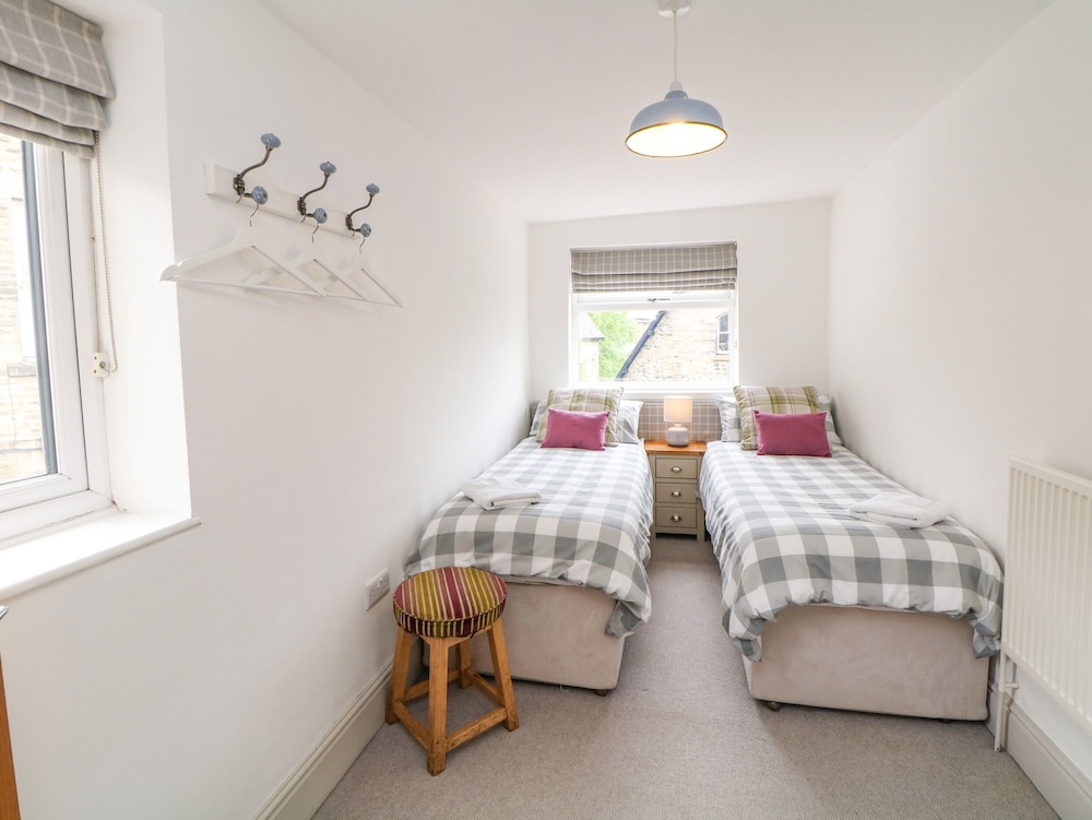 Bank Cottage