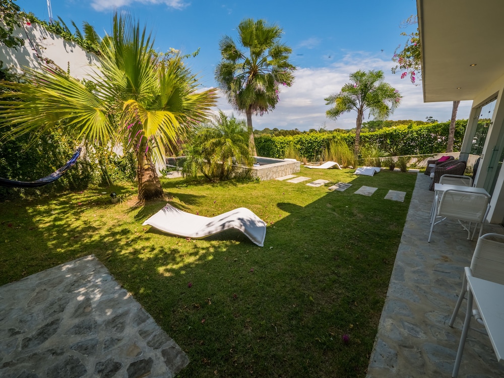 Villas Agua Dulce - Villa Eden