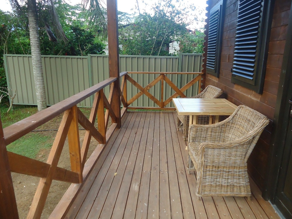 Lemongrass Lodge