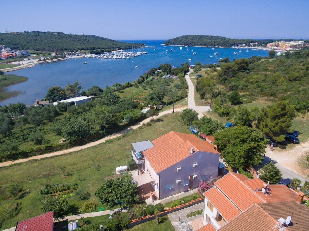 Holiday Apartments Volme