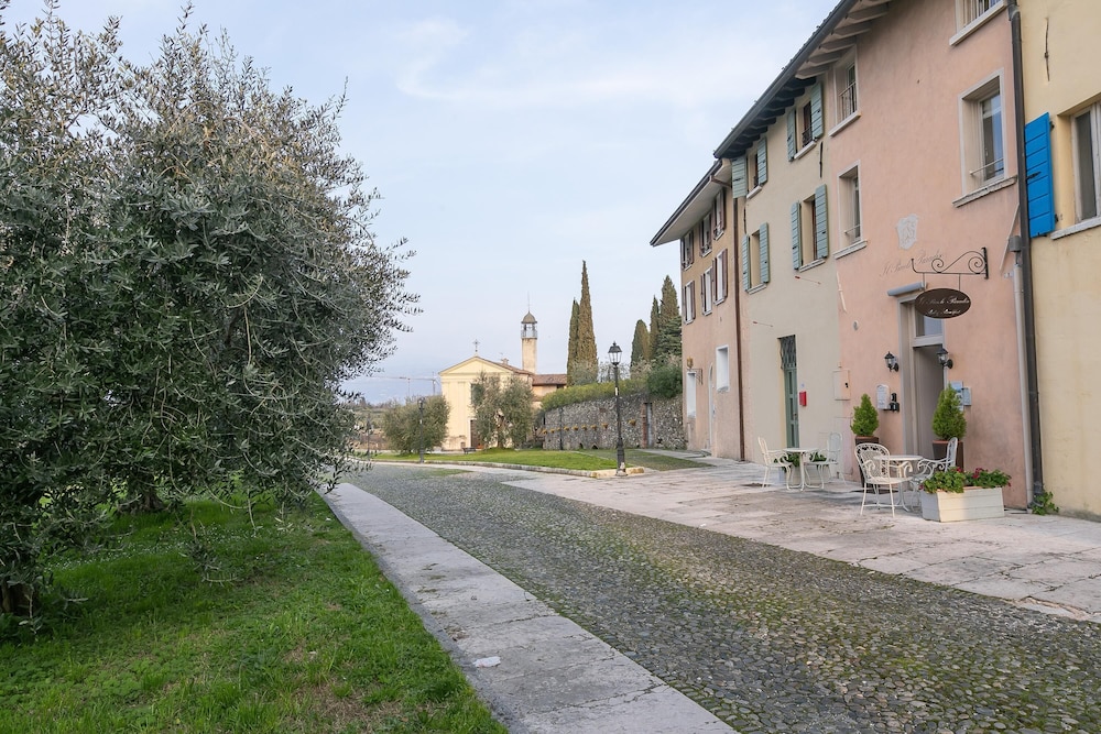Borgo Antico Cisano With Pool view 4