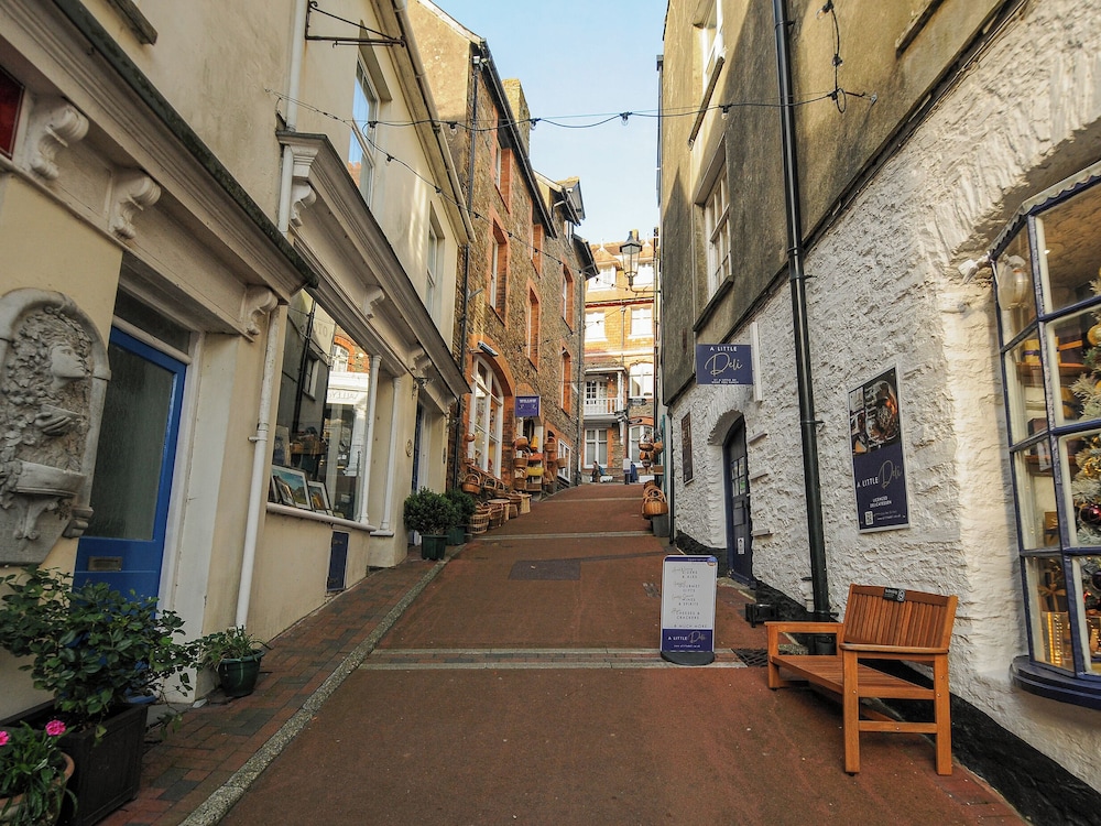 Eden House