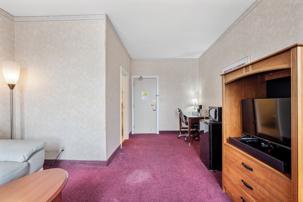 Guelph Vacations - Royal Inn and Suites at Guelph - Property Image 68