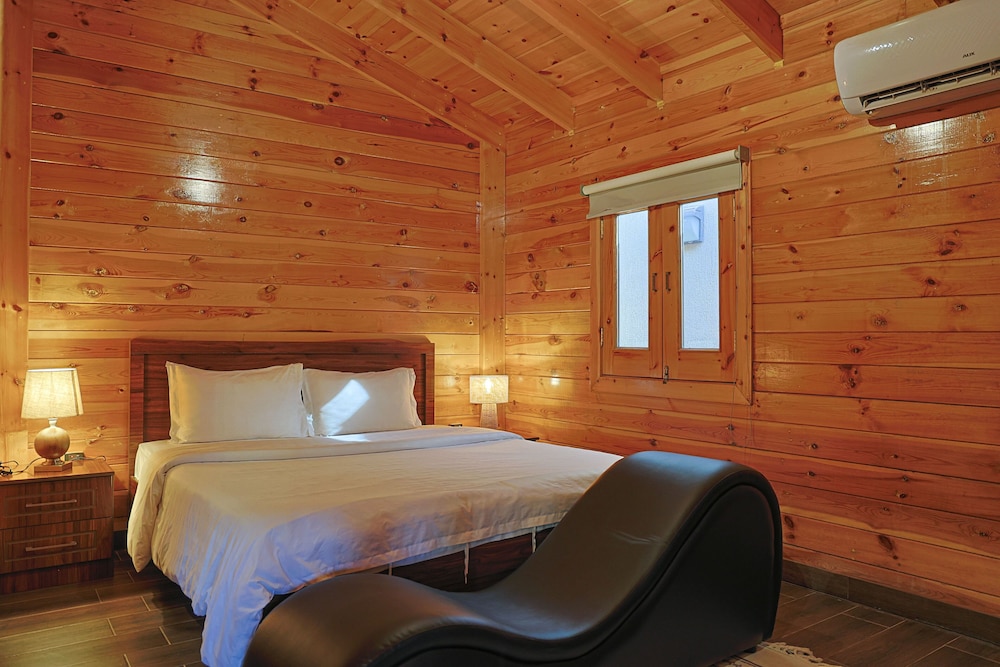 jory chalets