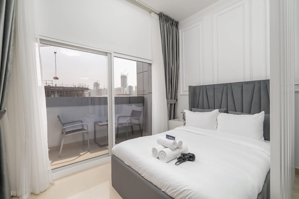 Incredible Studio in Jumeirah Village Circle