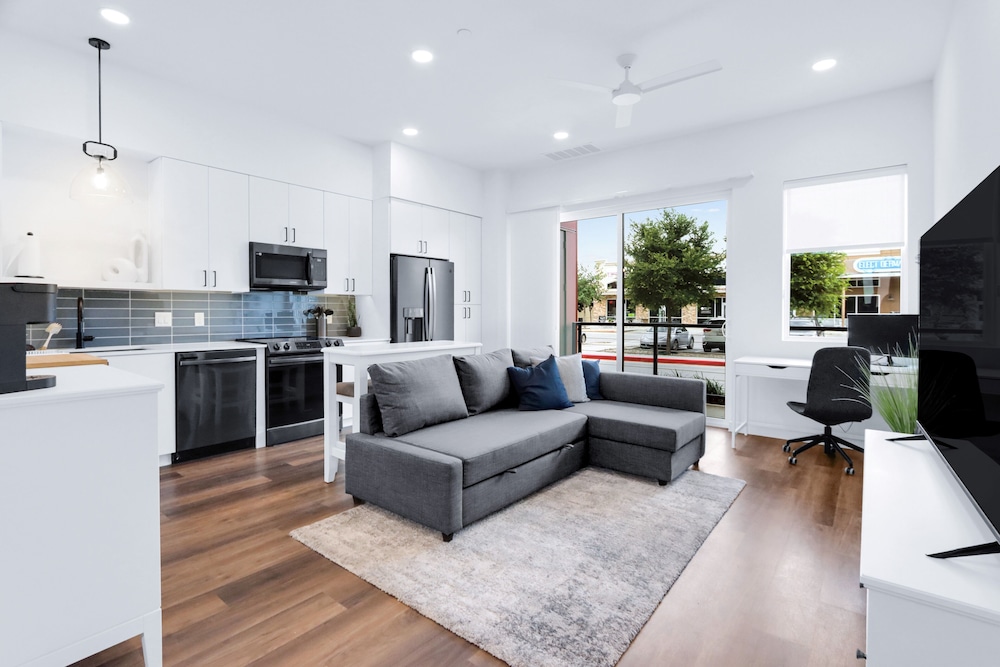 Luxury Resort-style Living Centrally Located