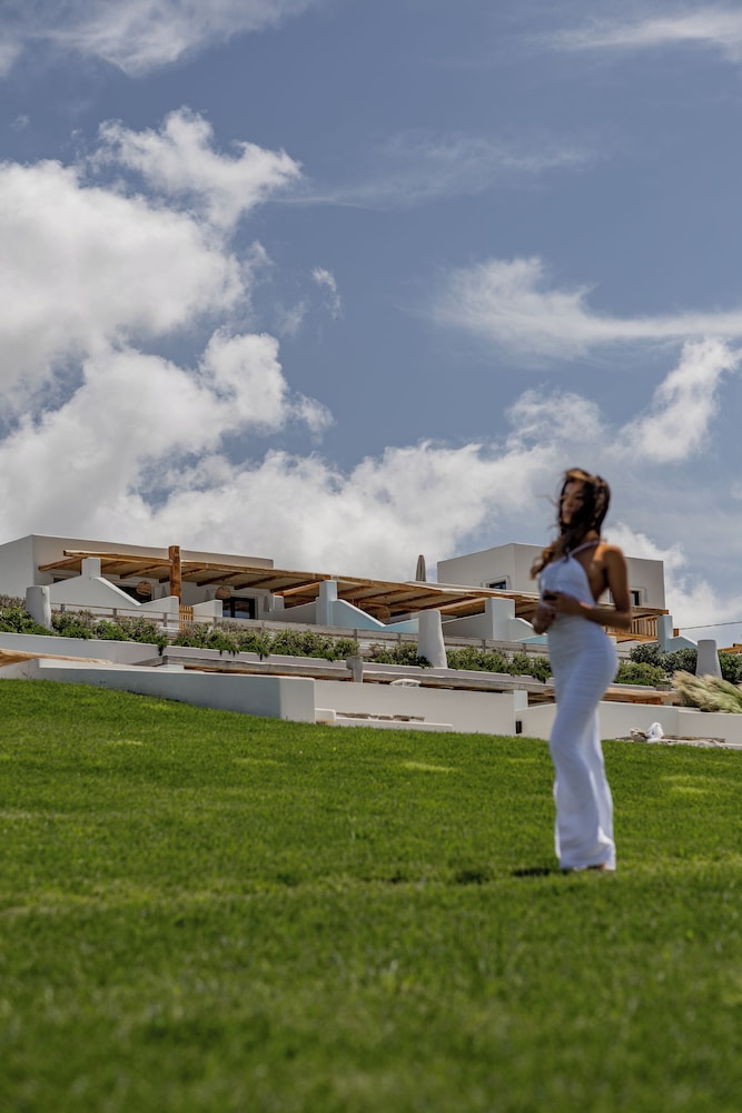 La Grande Vue Private Villas