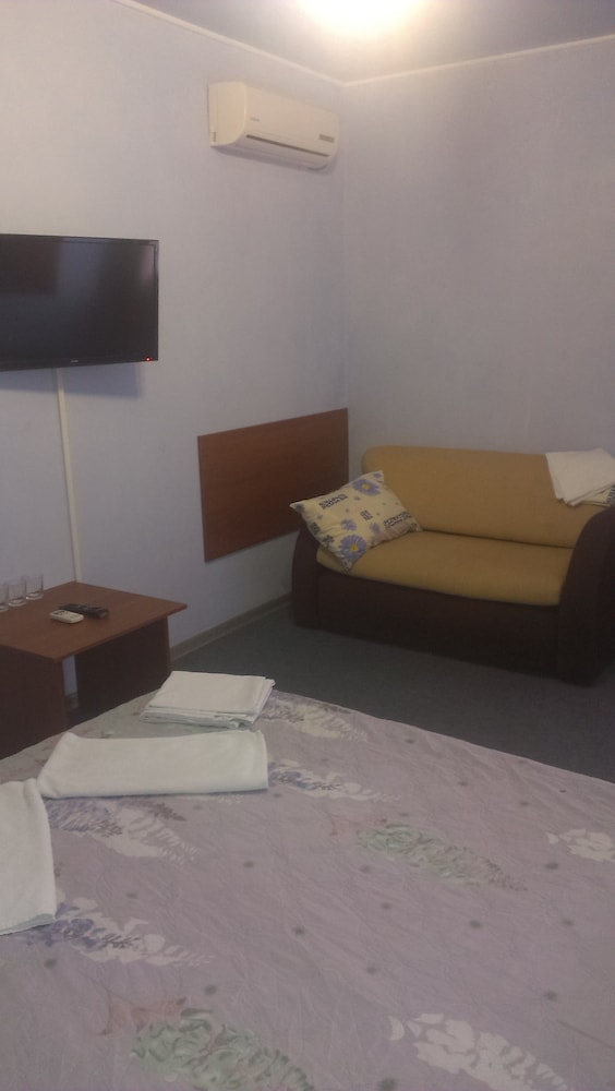 Photo 19