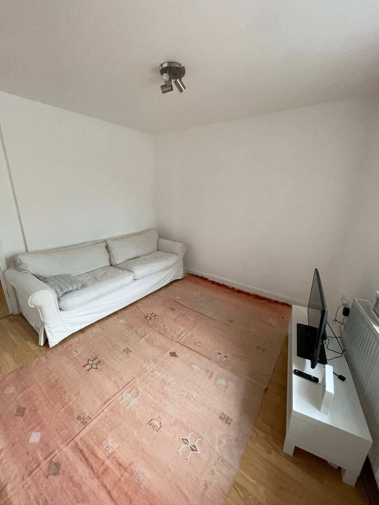 Perfectly Located 1BD Flat by the Canal - Hackney