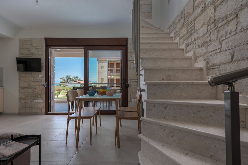 White Pearl Suites Halkidiki