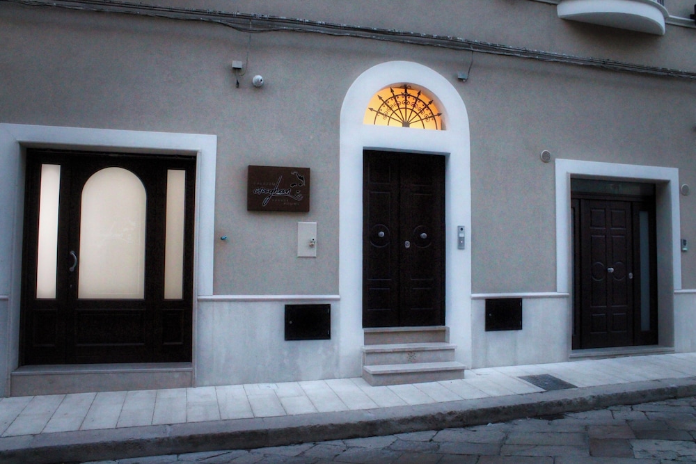 B&B PALAZZO CROGHAN