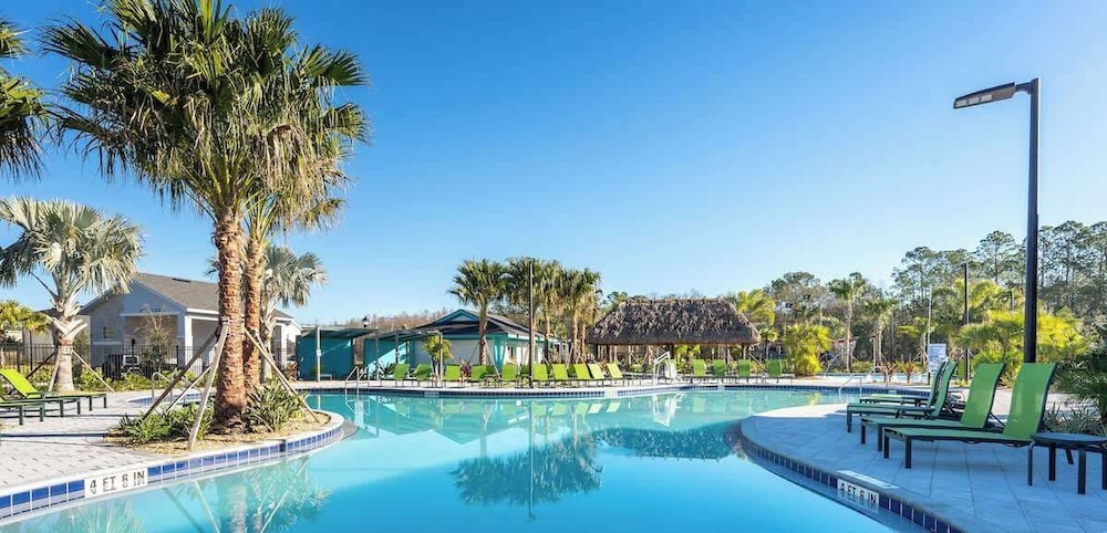 Luxury Decor 6BR at Storey Lake Sleeps 16
