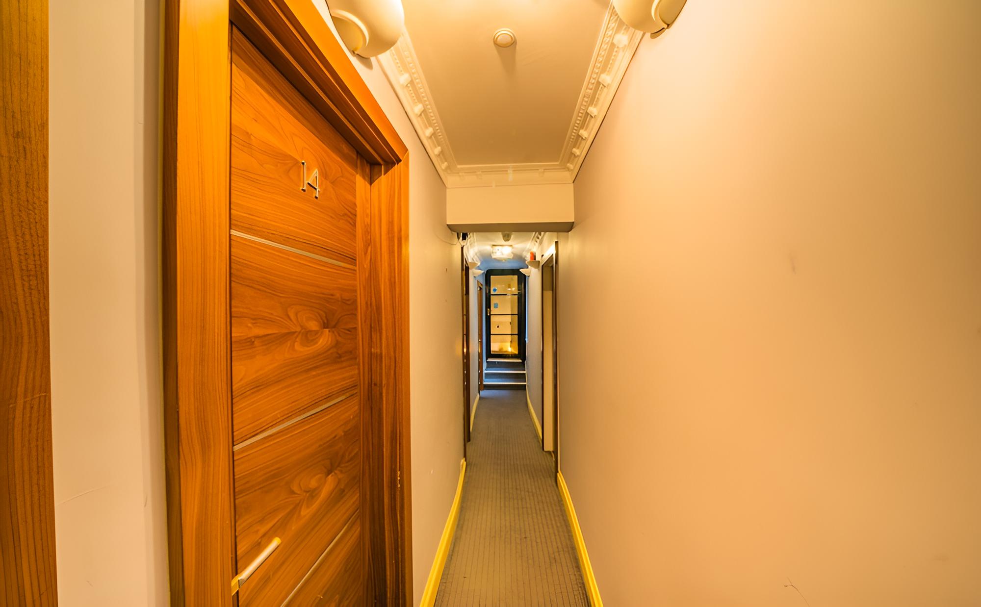 New Dawn Hotel