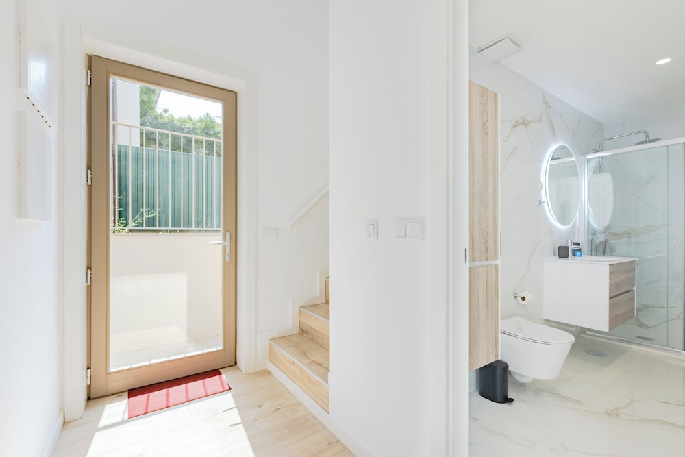 The Sunny Duplex at BoaVista Flats