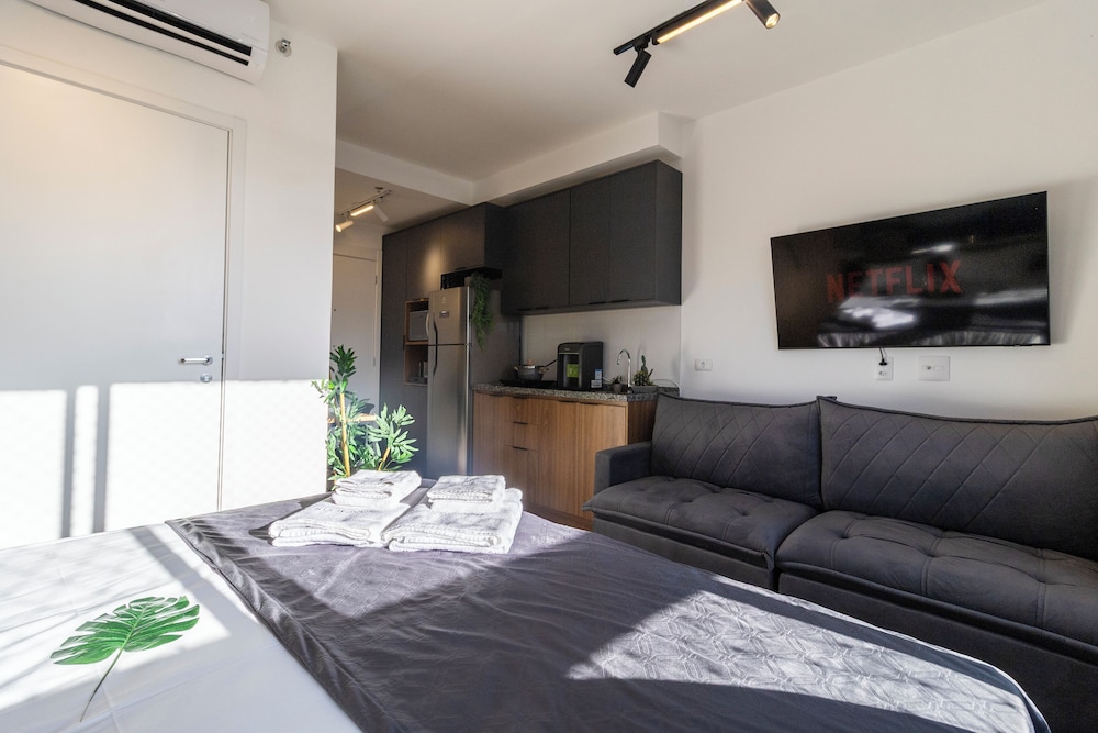 Modern, fully equipped, and well-lit with AC and gym