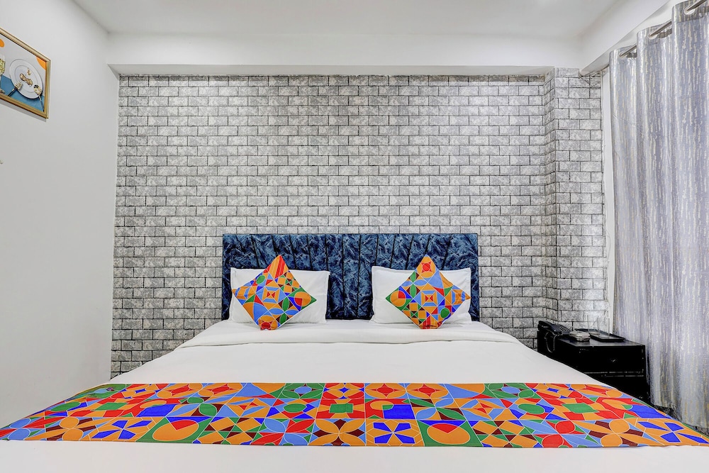 Fabhotel 18