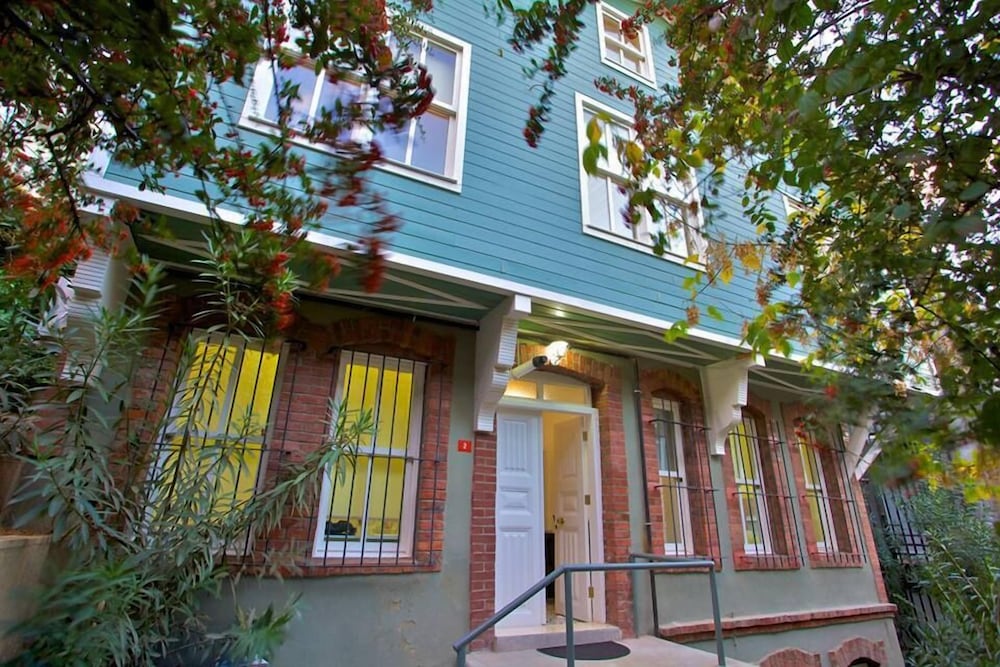 Dreamer's B&B Cihangir