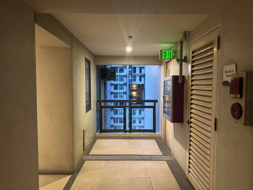 Flair Towers Condo Near MRT Bonifacio and Shaw Within Greenfields