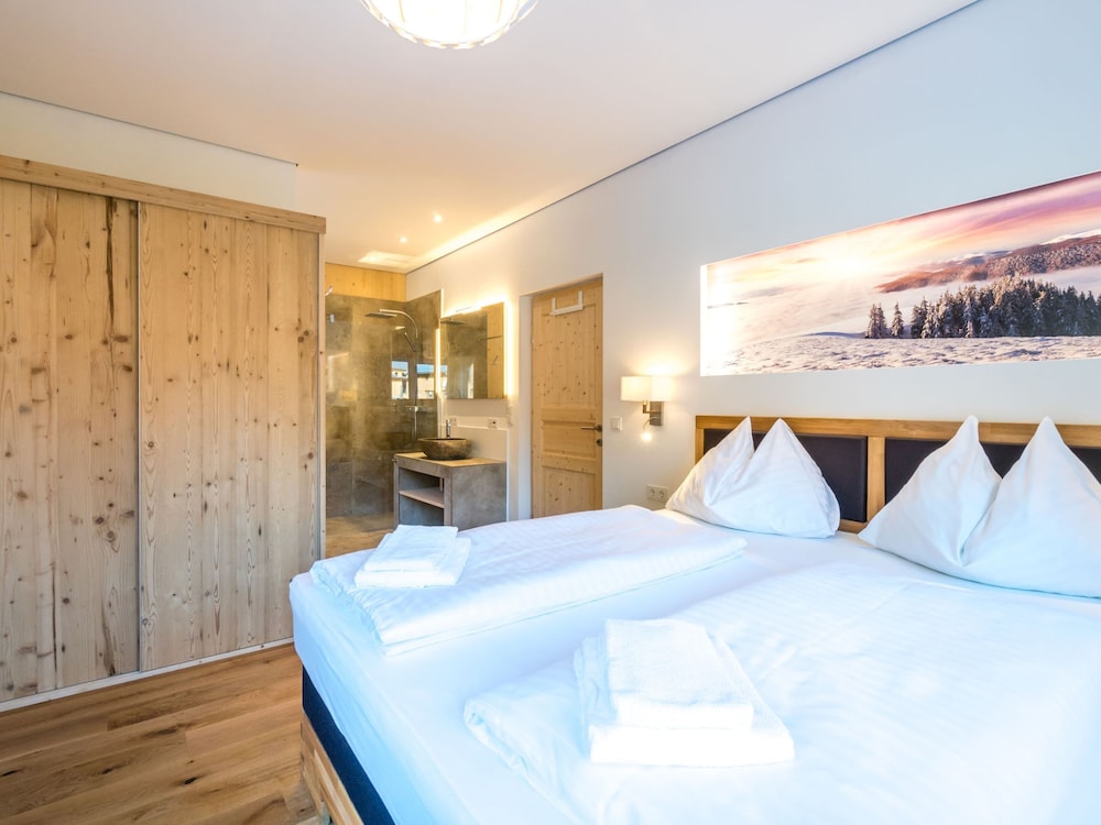 Premium Chalet With Whirlpool view 5