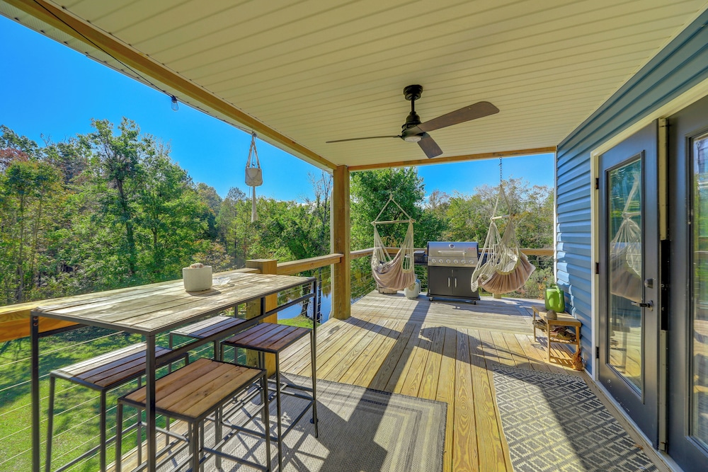 Riverfront Pollocksville Home w/ Private Beach! view 5