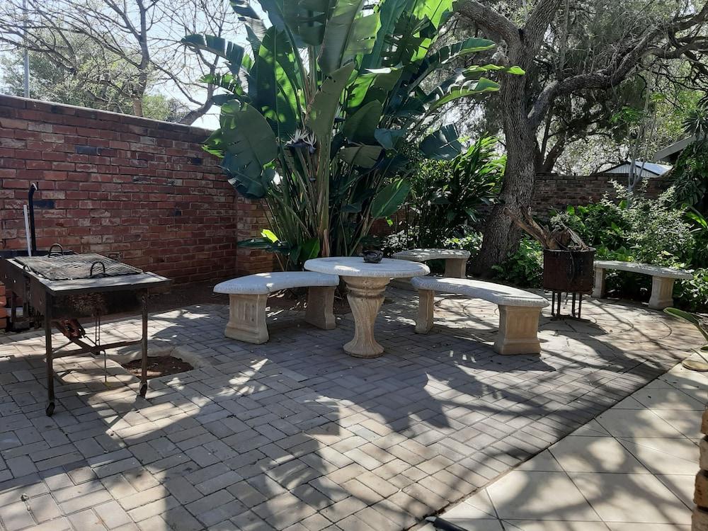 Zebra Guest House
