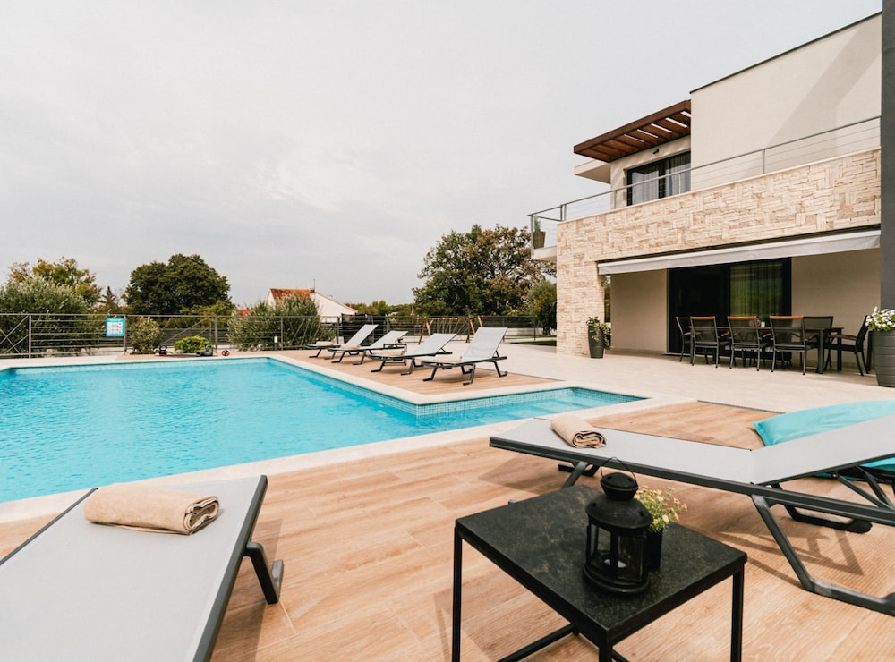 Villa Felicity B4
