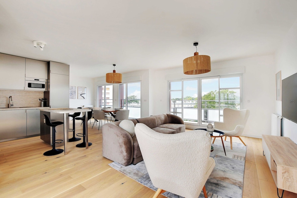 Chic Duplex With Rooftop -3bd/6p- Nogent-sur-marne