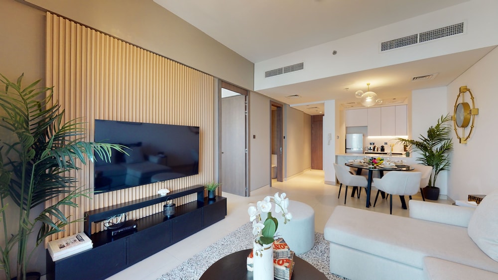 Euro Residence 1103