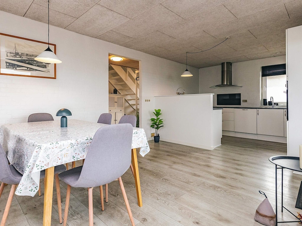6 Person Holiday Home in Vestervig