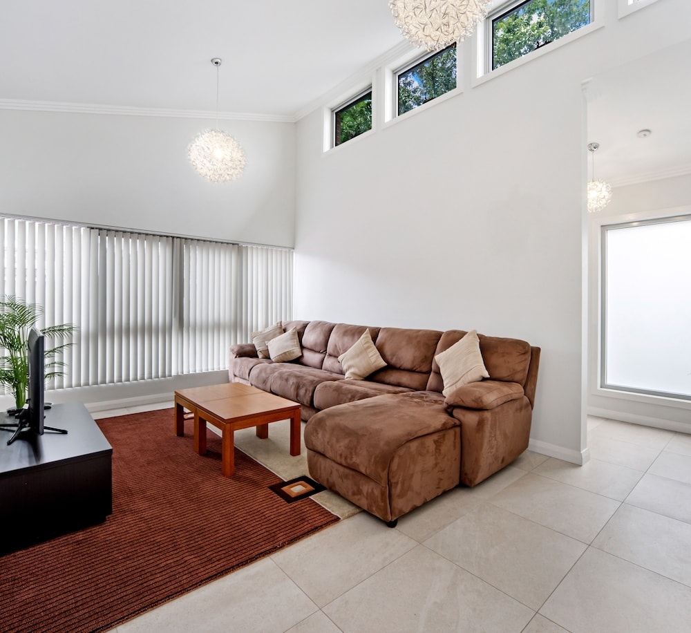 Kozyguru | St Peters | Beautiful 3 Bedroom House
