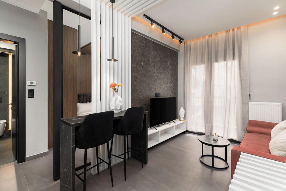 FOS Premium Apartments by halu