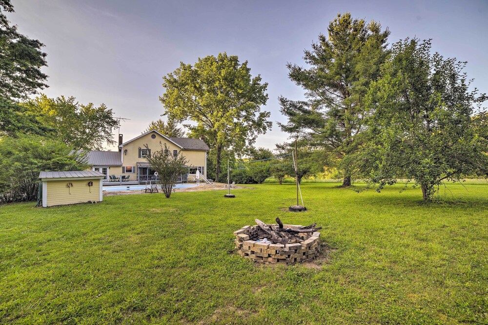 Dayton Home w/ Pool & Deck on 37 Private Acres! view 5