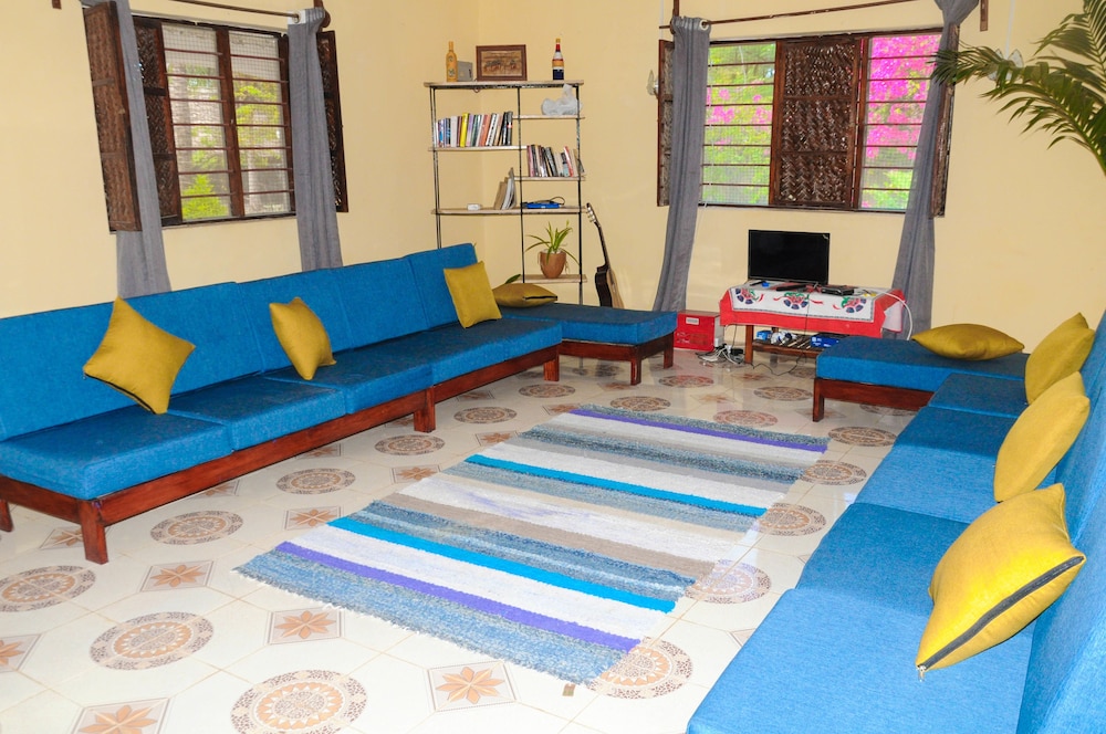 Spacious Dream House Paje view 3