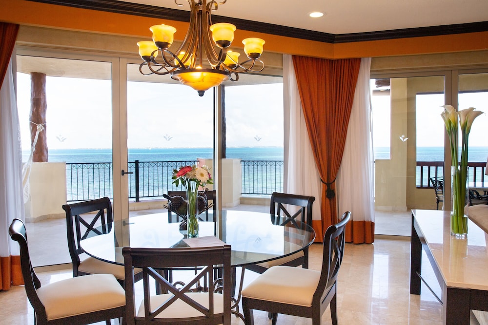 Villa del Palmar Cancun Luxury Beach Resort & Spa
