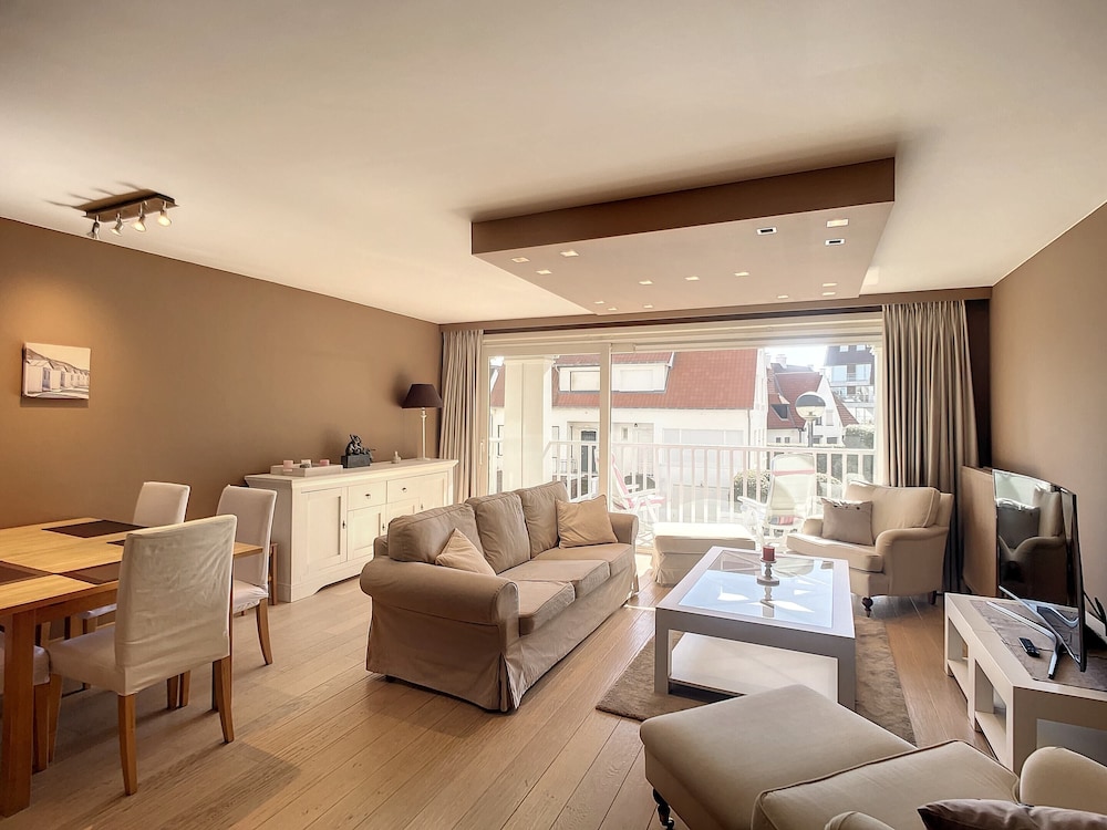 Apartment in Knokke-heist With Terrace