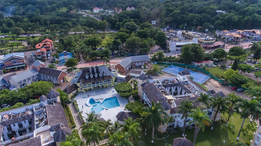 Sea Bird Beach Studio at Sandcastles Resort