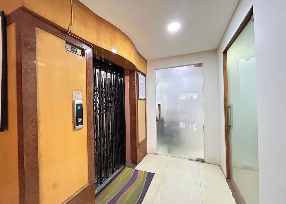 Hotel Edge Inn Jail Road Near Railway Ju