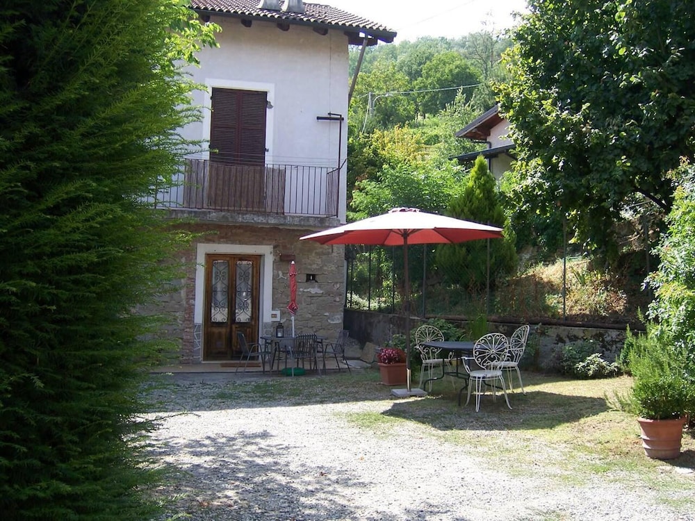 Orbregno Country House - Alto Monferrato Hills view 3