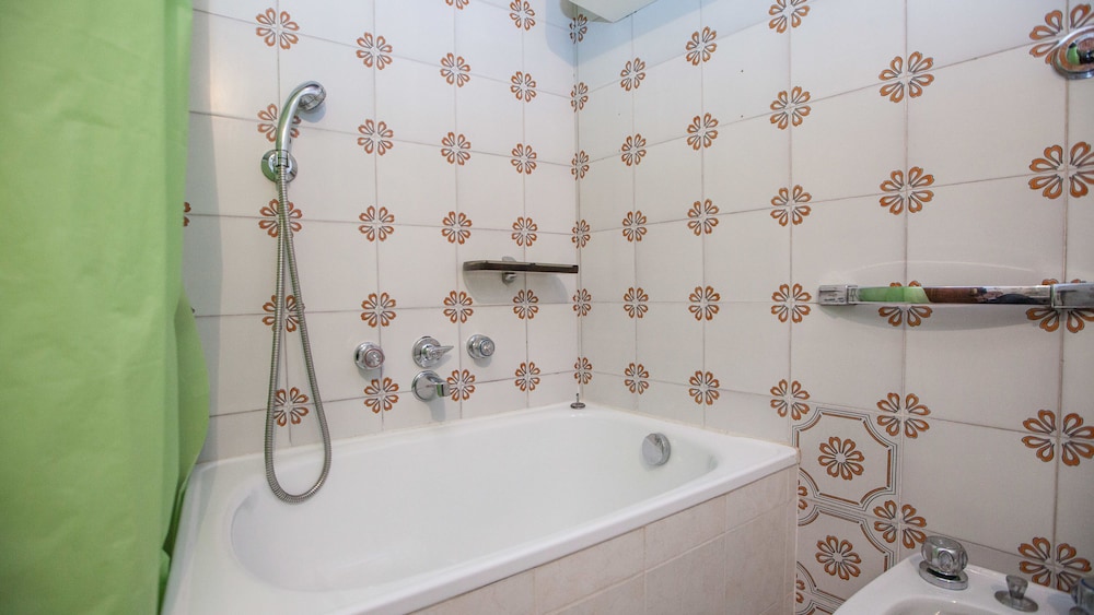 Rental in Rome Arco Ciambella Studio