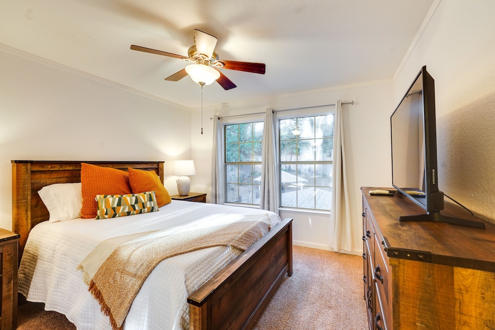 Grass Valley Vacations - Grass Valley Vacation Rental w/ Private Pool - Property Image 3