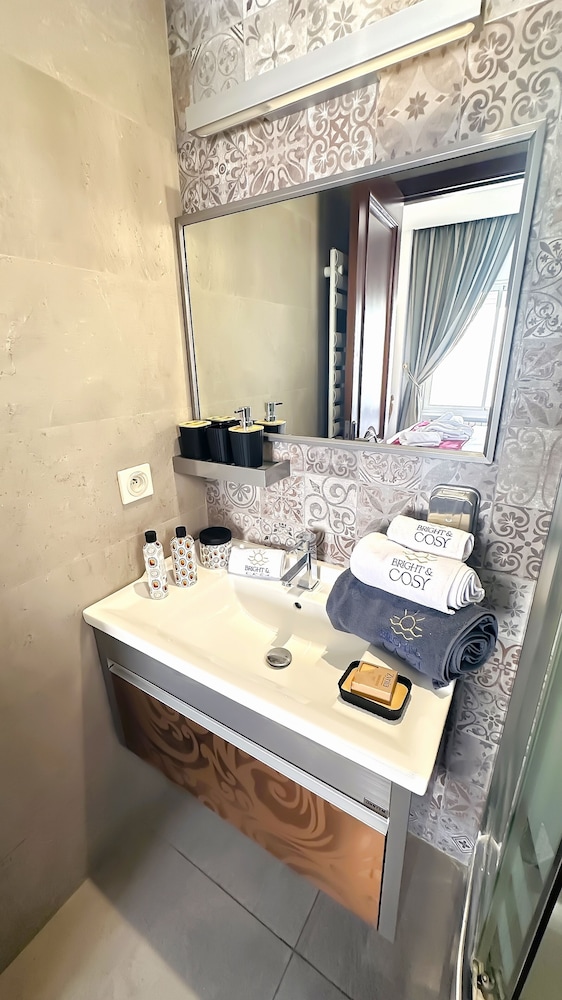 L'Orchidée - Luxury Suites