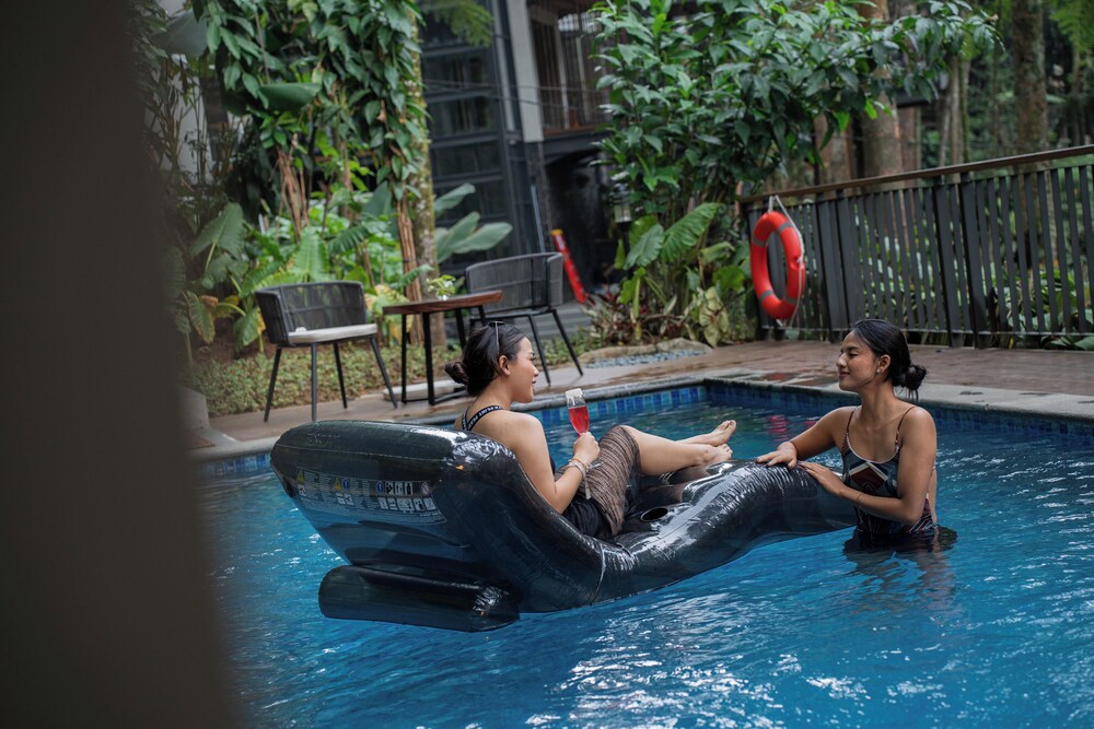 Plataran Puncak Residences