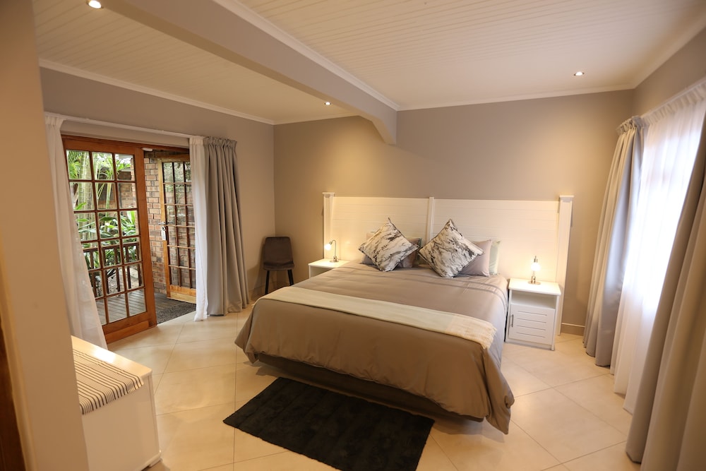 Rhino Coast Guest House
