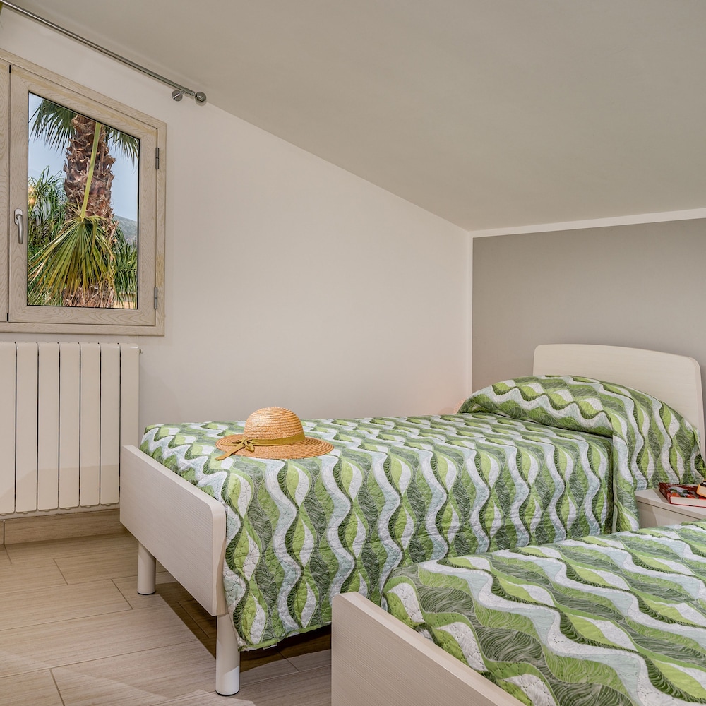 Villa Jacqueline con Piscina Privata 8 Posti Letto