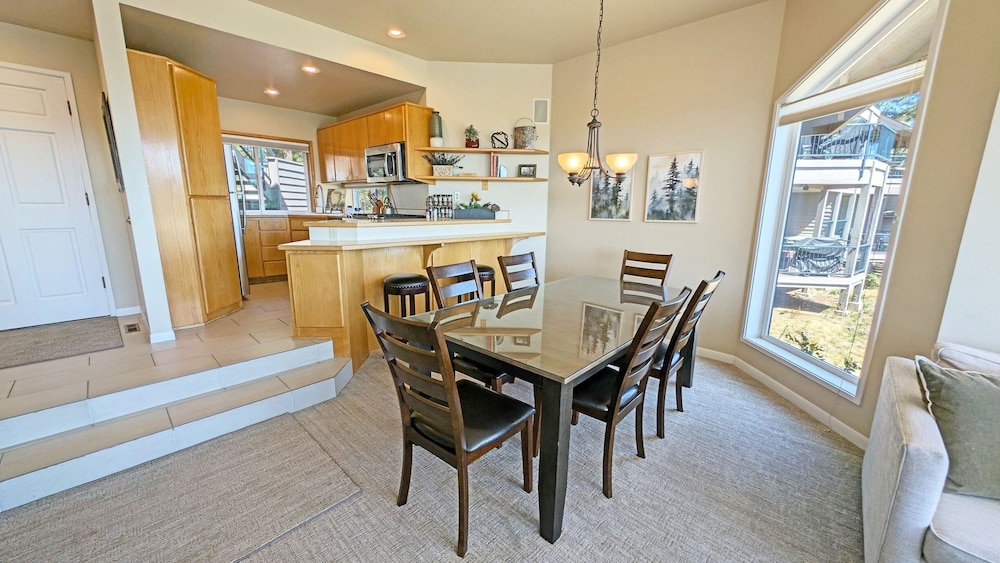 Mt Bachelor Village 328 A 1 Bedroom Condo