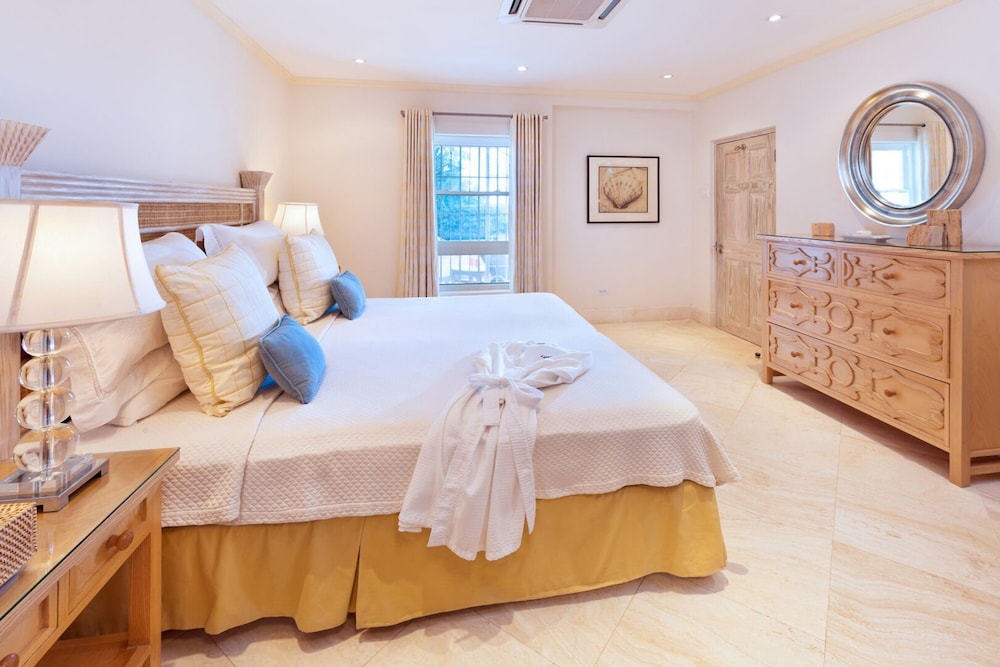 Enchanting Beachfront Retreat - Leamington Cottage 1 Bedroom Villa by Blue Sky Luxury view 2