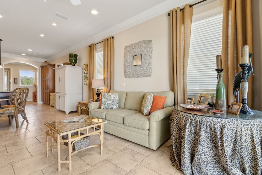 1943 S Fletcher 3 Bedroom Townhouse