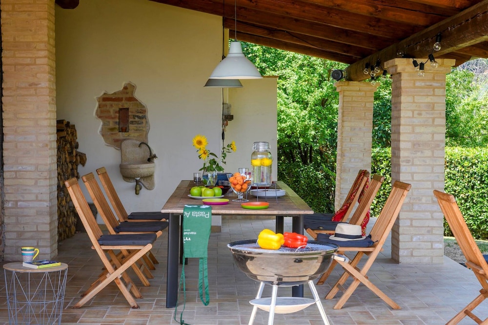 Casa Felicita 8 by Marche Holiday Villas